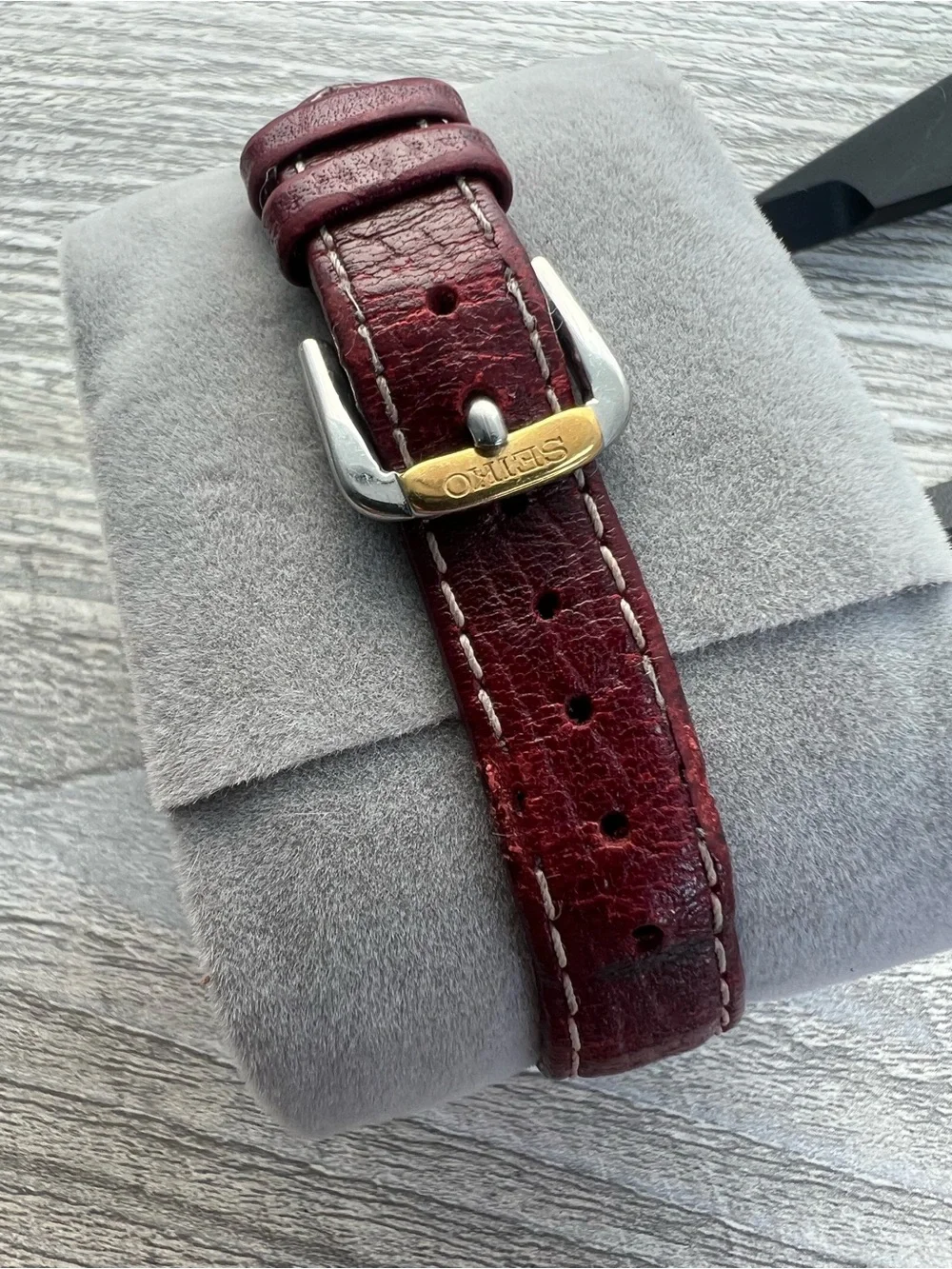 Seiko SQ 50 Silver and Gold Case Watch with White Dial and Leather Strap